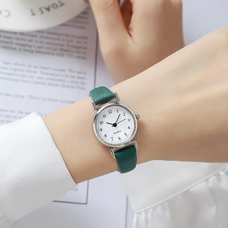 Hight Quality Brand Quartz Watch Ladies Fashion Small Dial Casual Watch